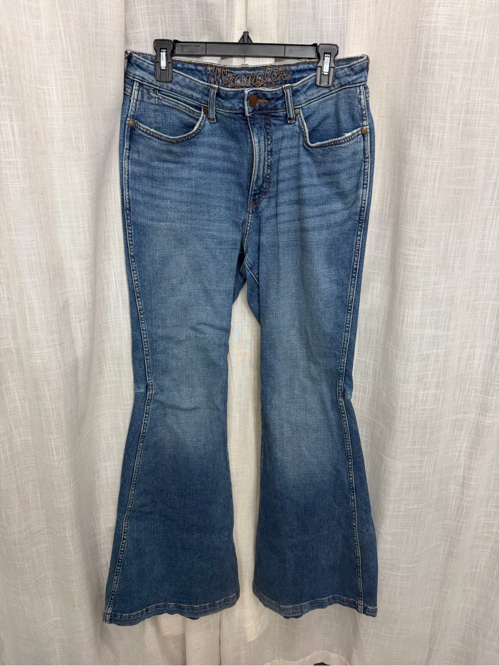 Wrangler Women's Medium Blue Flare Jeans